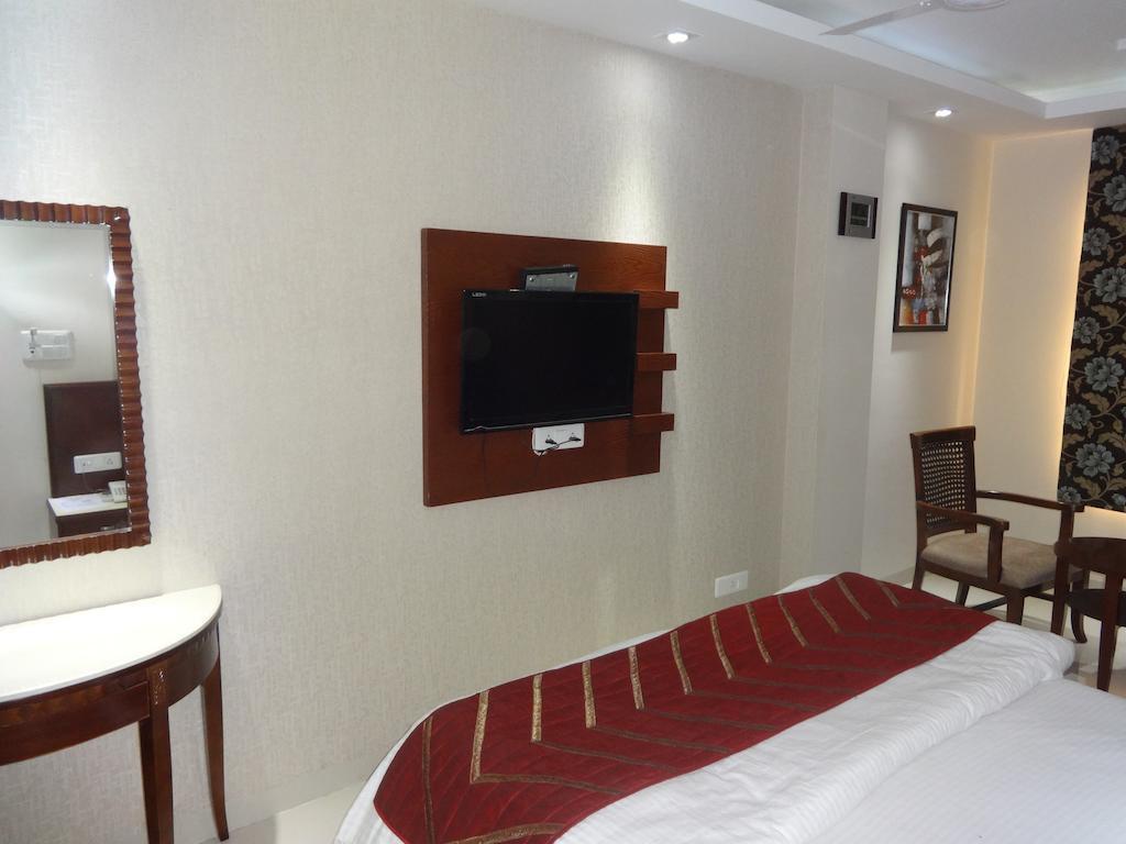 Hotel Grace Нью-Дели Номер фото
